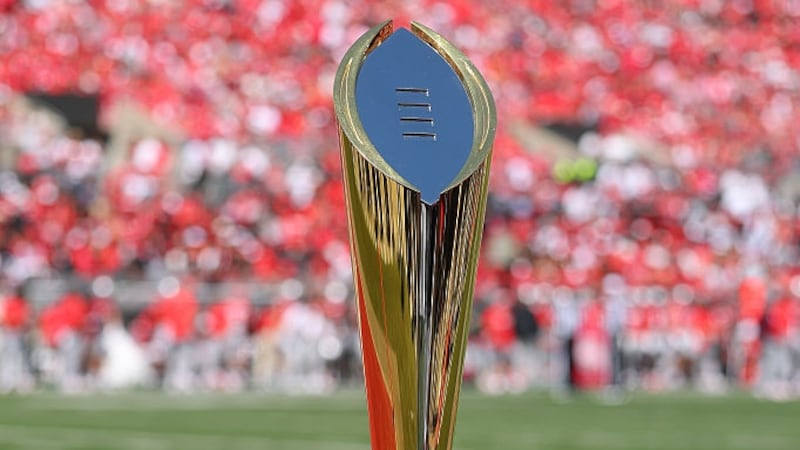 College Football bowl schedule: When are the games, what teams are playing?