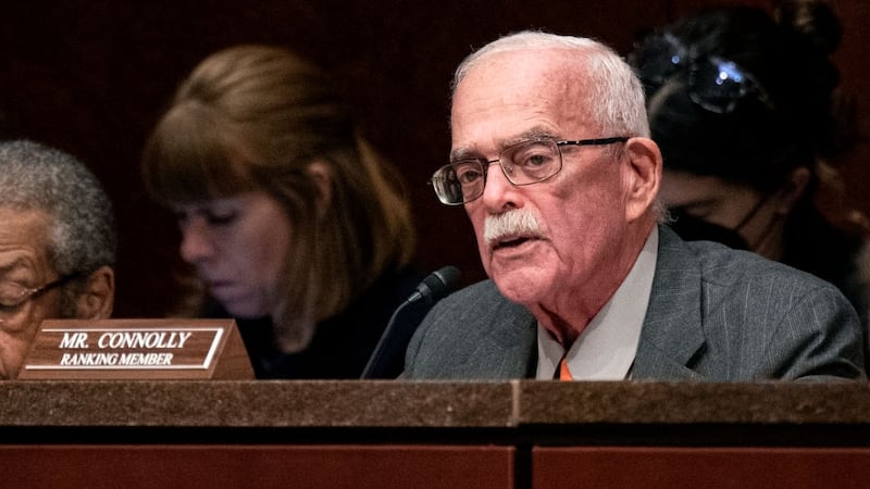 Rep. Gerry Connolly dies after cancer battle