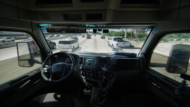 Driverless tractor-trailer truck rolls out in Texas