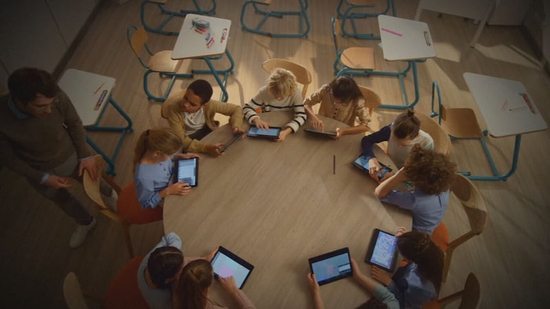 Should young students use tablets in class? Districts split over early screen time policies