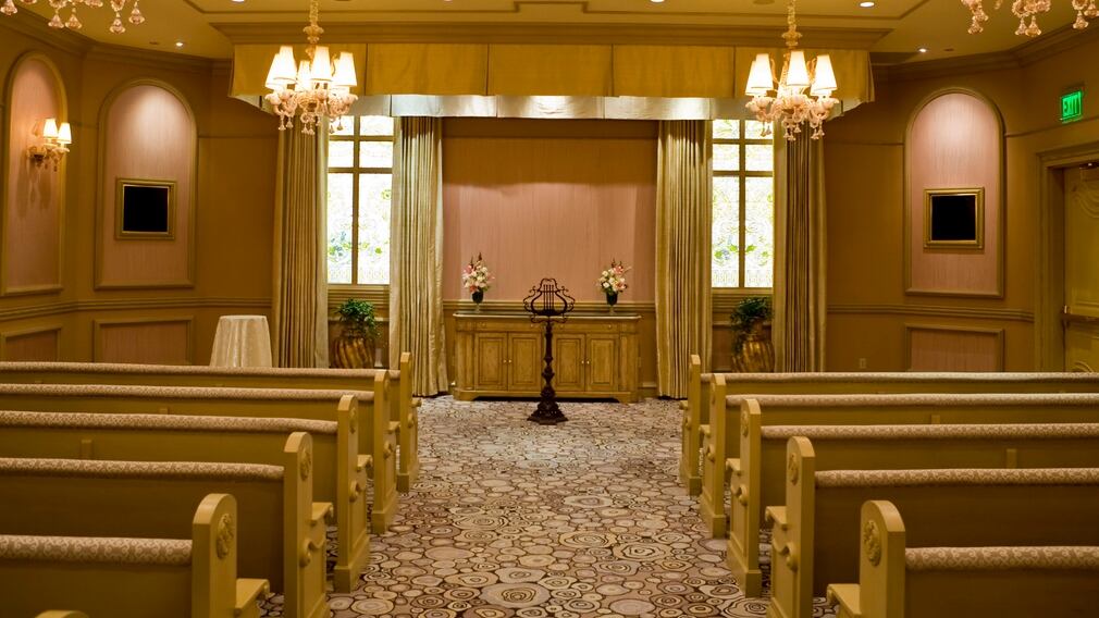 Are you a couple named Taylor and Travis? Do you happen to be in Las Vegas for Super Bowl weekend? You may be in luck.