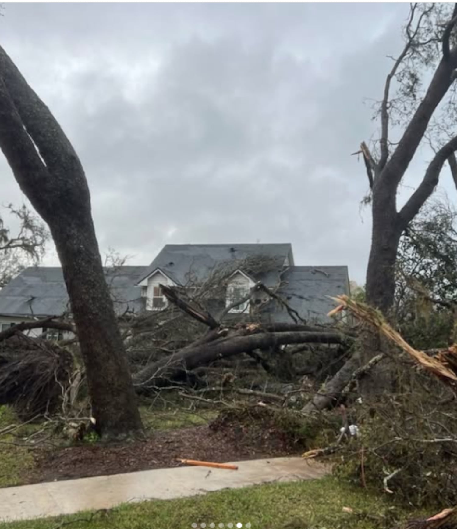 Severe weather in Central Florida causes damages in local communites – WFTV