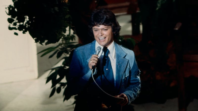 First Mexican American country music star, Johnny Rodriguez, dies