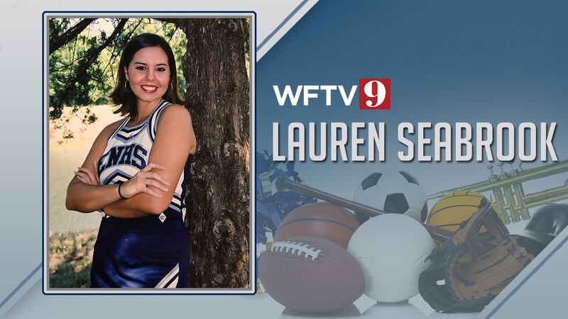 Lauren Seabrook cheerleader