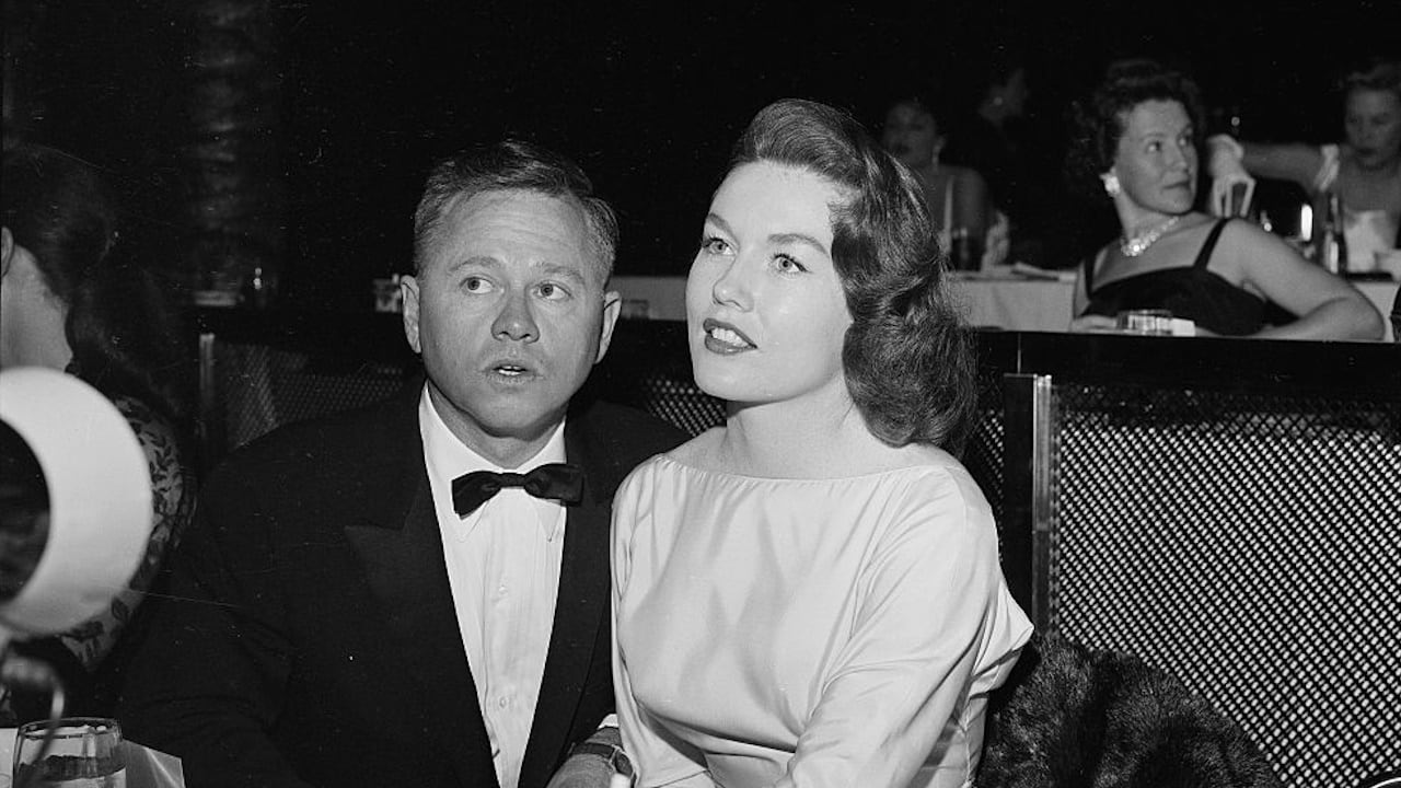 The actress was Mickey Rooney's fourth wife.
