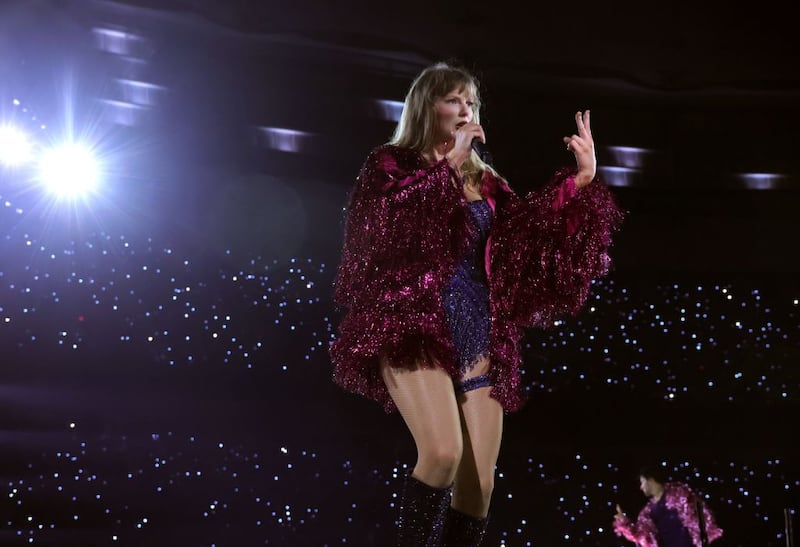 Taylor Swift performing on stage