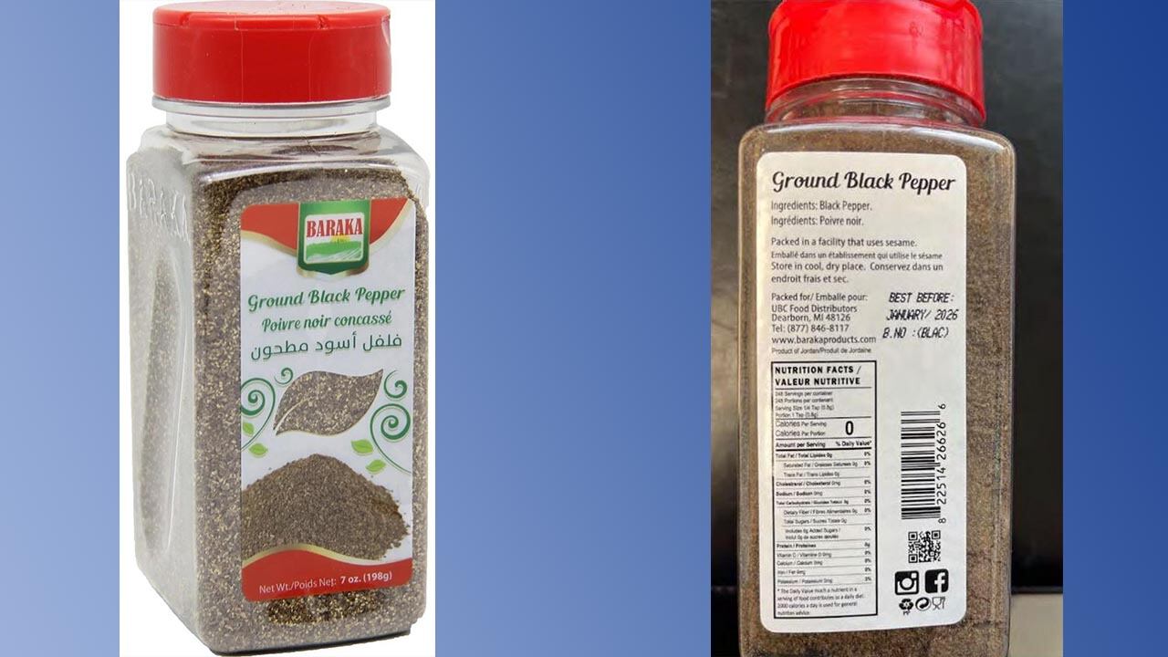 Black pepper containers