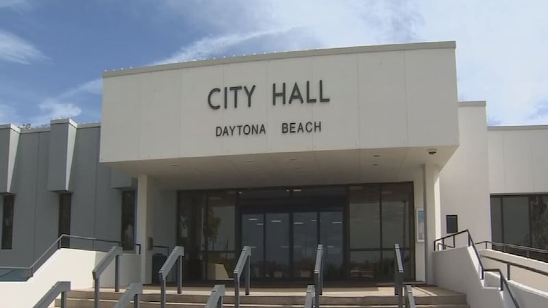 Daytona Beach city manager’s job in limbo amid financial concerns