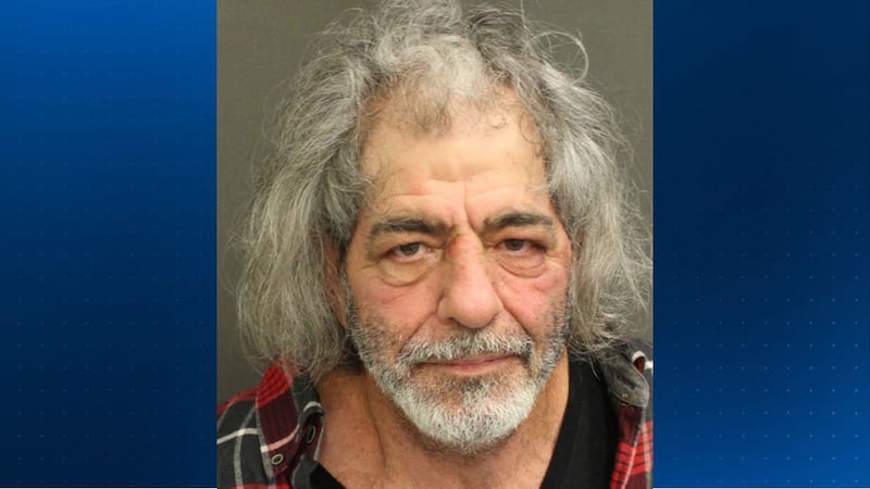 Man arrested after aiming bow and arrow at Winter Park homeowner, deputies say