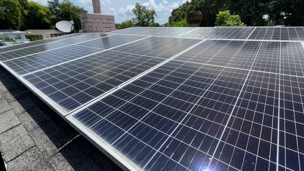 ‘It’s nerve wracking’: How some solar panel contracts can be risky for homeowners