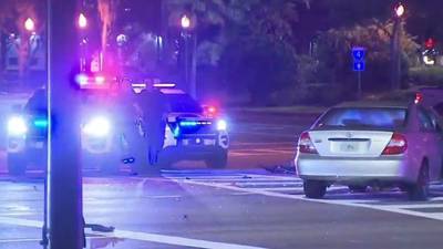 VIDEO: Deputies respond to crash, find fatal gunshot victim