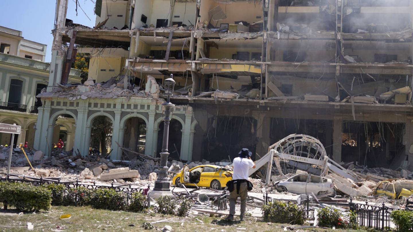 Cuba Explosion: Explosion At Hotel In Cuba Kills 22 The New, 44% OFF